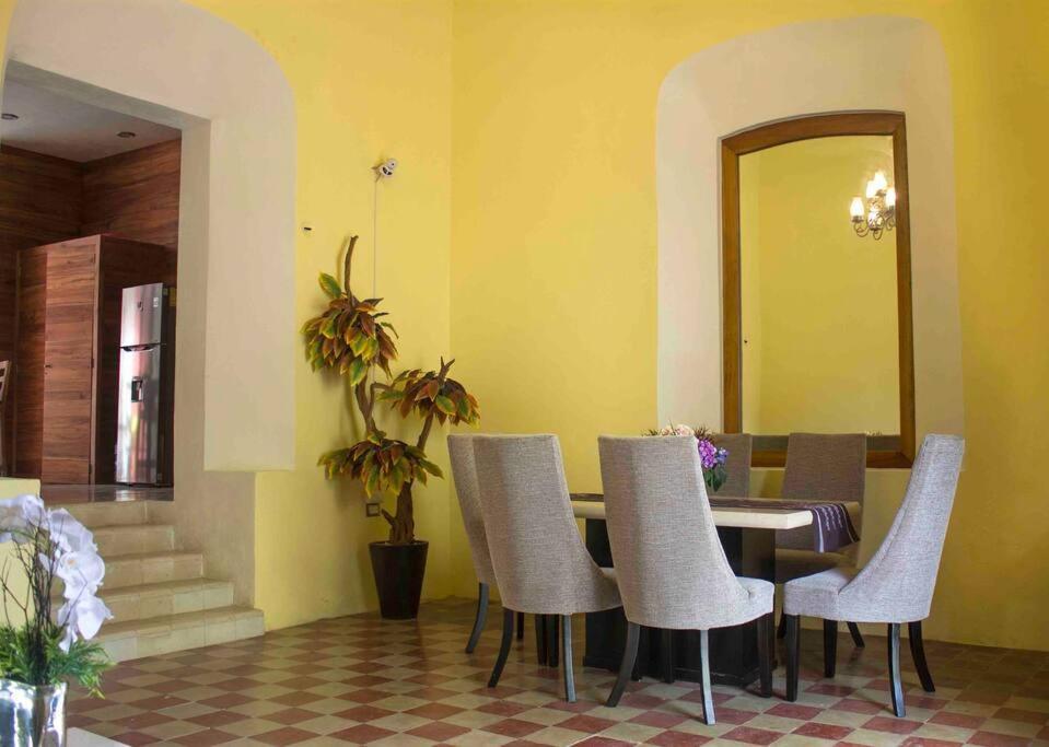 Casona Xtabay, En El Centro De Valladolid Βίλα Βαγιαδολίδ Εξωτερικό φωτογραφία